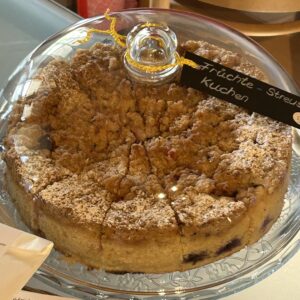 Früchte-Streuselkuchen